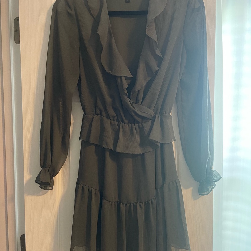 Gianni Bini Long Sleeve Ruffled Dress in Dark Green